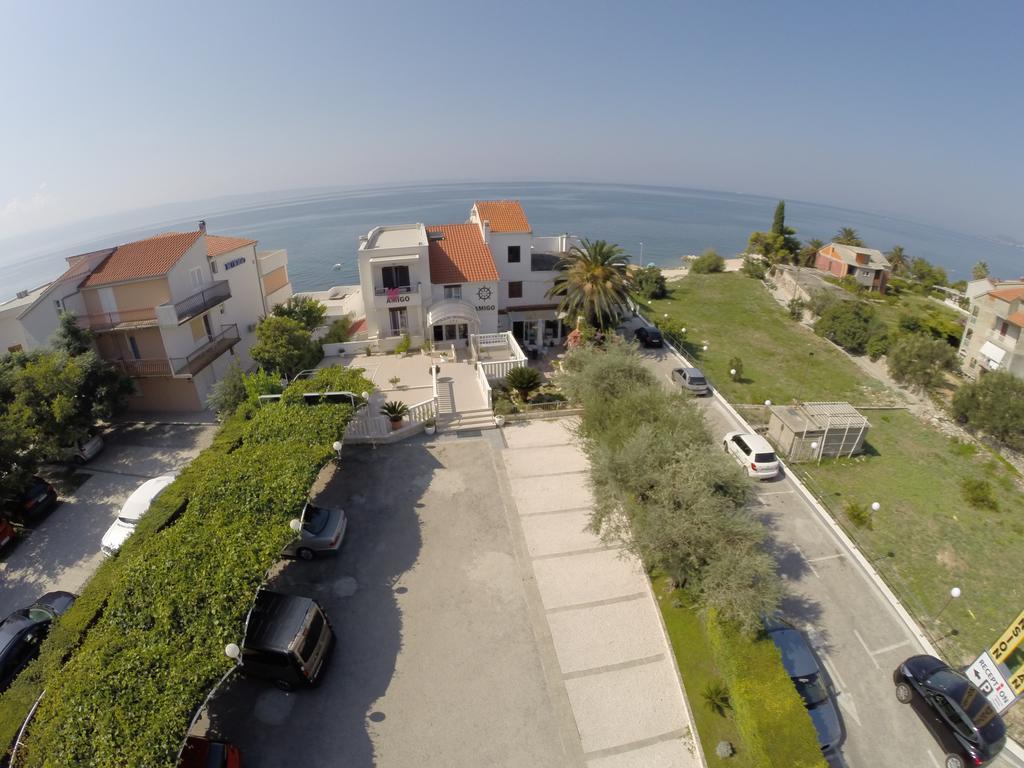 Gostinjska kuća Amigo 4*